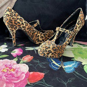 Leopard Print Platform Mary Jane T-Strap Heels
